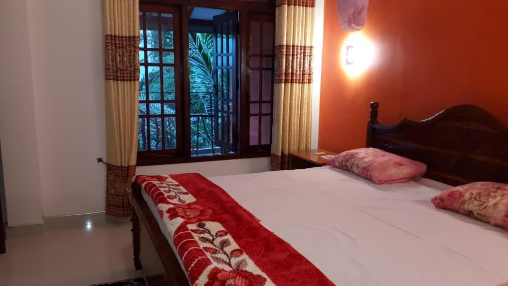 Induwara Guest Hotel Ella Exterior photo